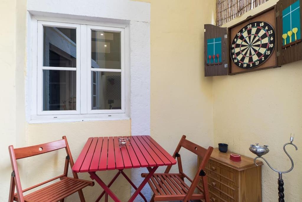 Magnificent Historical City Centre Apart With Terrace Lisabona Exterior foto